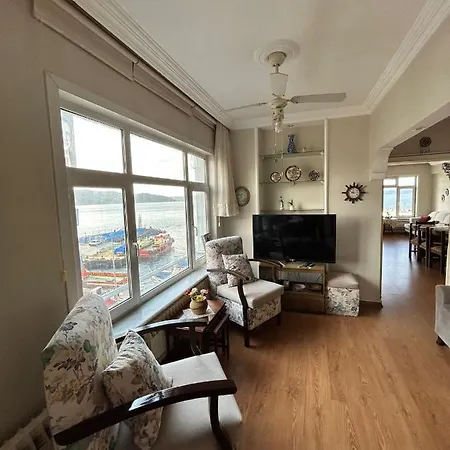Appartement Fully Furnished Flat With Sea View In
